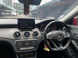 Mercedes-Benz CLA 200 2018 KM SUPER LOW TERMURAH 9