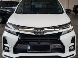 Toyota Avanza 1.5 Veloz GR A/T ( Matic ) 2021 Putih Km 19rban Mulus Siap Pakai Good Condition