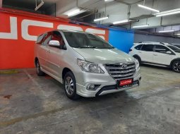Jual cepat Toyota Kijang Innova V 2014 di DKI Jakarta 7