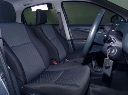 Toyota Etios Valco G MT 2016 5
