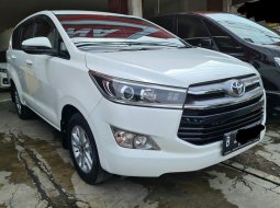 Km 33rban Toyota Innova V 2.4 Diesel AT ( Matic ) 2020 Putih Good Condition 2