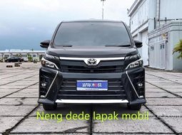 Jual Toyota Voxy 2.0 A/T 2018 harga murah di DKI Jakarta 16