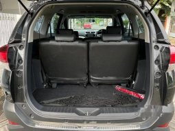 Mobil Daihatsu Terios 2018 R dijual, Jawa Timur 5