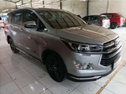 Jual mobil bekas murah Toyota Venturer 2018 di Banten