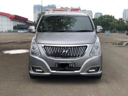 Hyundai H-1 Royale Bensin 2018 Silver 4