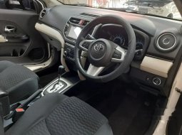 Toyota Sportivo 2018 Jawa Timur dijual dengan harga termurah 12