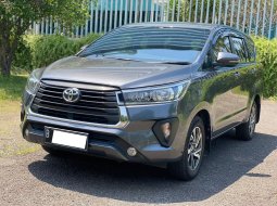 Toyota Kijang Innova G A/T Diesel 2022 Abu-abu 1