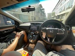 Jawa Timur, Honda CR-V Prestige 2017 kondisi terawat 5