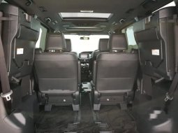 Mobil Toyota Voxy 2020 dijual, DKI Jakarta 8