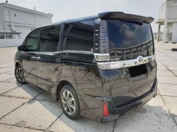 Mobil Toyota Voxy 2020 dijual, DKI Jakarta 6