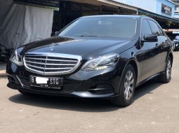 MERCEDES-BENZ E200 AT HITAM 2016 DISKON!!! 3