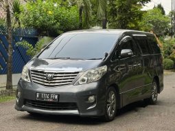 DKI Jakarta, Toyota Alphard G 2010 kondisi terawat