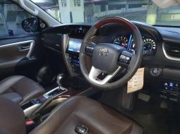 Jual mobil Toyota Fortuner VRZ 2017 bekas, DKI Jakarta 11