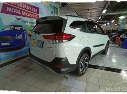 Jual mobil bekas murah Toyota Sportivo 2019 di Jawa Timur 9