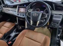 Mobil Toyota Kijang Innova 2017 G terbaik di Jawa Timur 12