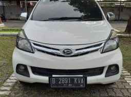 Daihatsu Xenia R std  2014