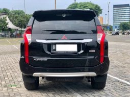 Mitsubishi Pajero Sport Dakar 2017 Hitam 5