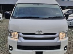 PROMO All New Toyota Hiace Commuter 2022 Jabodetabek 1