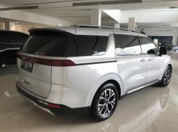 Kia Carnival 2.2 Premier AT 2021 3