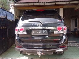 Toyota Fortuner 2.5 G VNT AT 2015 3