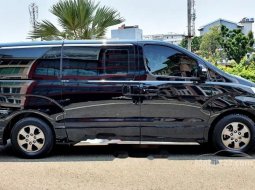 Jual Hyundai H-1 Elegance 2018 harga murah di DKI Jakarta 12