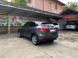 Honda Hrv E cvt 1.5 cc Automatic Th'2017 14