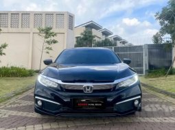 Mobil Honda Civic 2019 ES terbaik di Banten