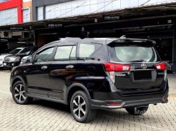 Mobil Toyota Venturer 2022 dijual, DKI Jakarta 12