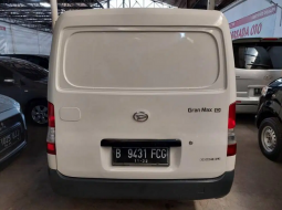 Daihatsu Gran Max Blind Van 2017 Putih 5