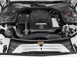 Promo Mercedes-Benz C300 murah 7