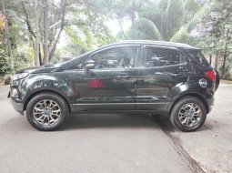 Ford EcoSport Titanium 2014 Hitam 4