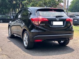 Honda HR-V 1.5L E CVT 2017 Hitam 5