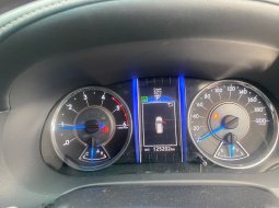 Toyota Fortuner 2.4 VRZ TRD AT 2017 Hitam 9