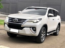 Toyota Fortuner 2.4 VRZ AT 2017 Putih 1
