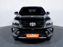 JUAL Toyota Fortuner 2.4 VRZ TRD AT 2020 Hitam 2