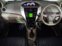 JUAL Toyota Vios G MT 2010 Silver 11