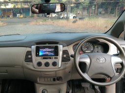 Jual mobil Toyota Kijang Innova 2015 2