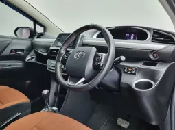 Toyota Sienta Q 2017 8