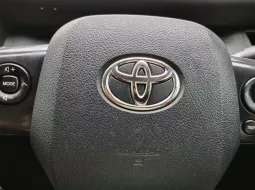 Toyota Sienta Q 2017 14