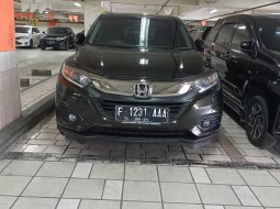 Jual mobil Honda HR-V 2019 1