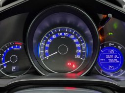 Honda Jazz RS CVT 2018 Hitam 10