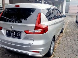 Ertiga GL mt 2018 jual murah 3