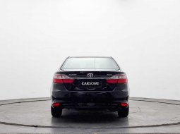 Toyota Camry V 2015 3