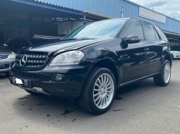 MERCEDES-BENZ ML350 AT HITAM 2006 BEST PRICE!! 3