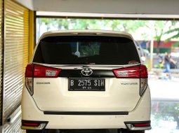 Toyota Kijang Innova V A/T Diesel 2019 3