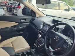 Honda CR-V 2.4 i-VTEC 2017 SUV 4