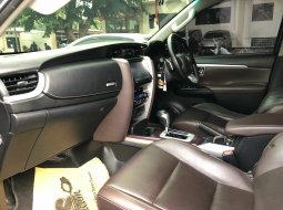 Toyota Fortuner 2.4 VRZ AT 2017 HARGA SPECIAL 10