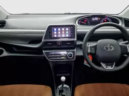 Toyota Sienta V 2017 7