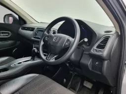 Honda HR-V E 2016 Abu-abu 12