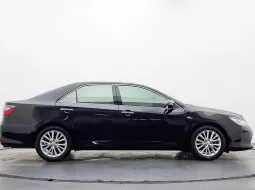 Toyota Camry 2.5 V Hitam 3